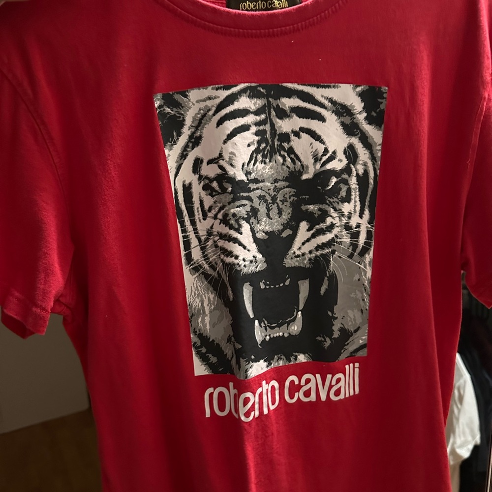 Red Roberto C. Tshirt